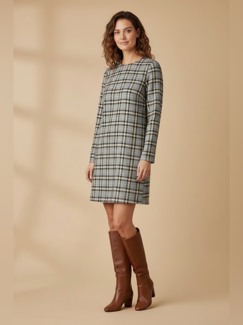 Plaid long sleeved Black Beige checked Dress. Preppy. Ralph Lauren